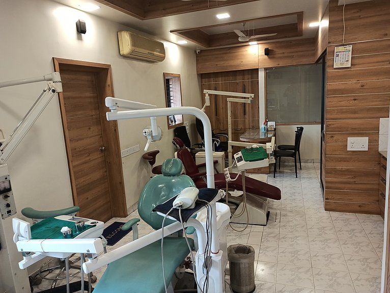 Khoriya Multispeciality Dental Clinic Medical Services | Dentists