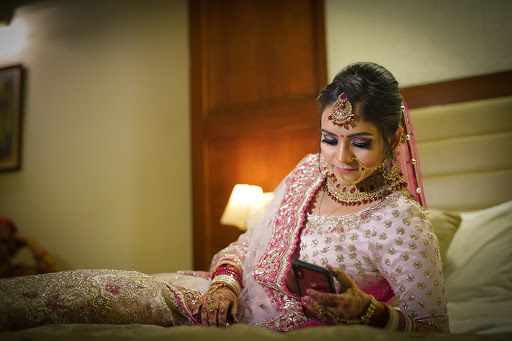 Khurana FilmOgraphy Event Services | Photographer