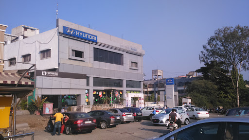 Kundan Hyundai Showroom Pune Automotive | Show Room