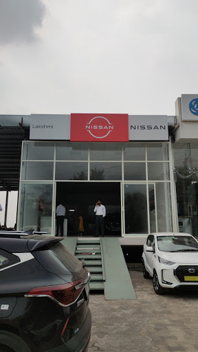 LAKSHMI NISSAN Automotive | Show Room