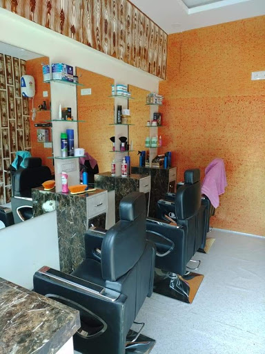 Lal Bihari Hair Dresser Active Life | Salon