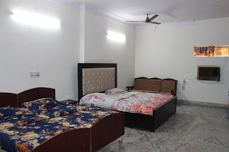 Laxmi Guest House Accomodation | Guest House