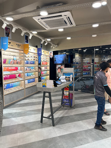 Lenskart showroom Shopping | Store