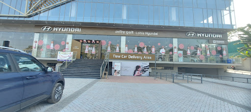 LOHIA HYUNDAI Automotive | Show Room