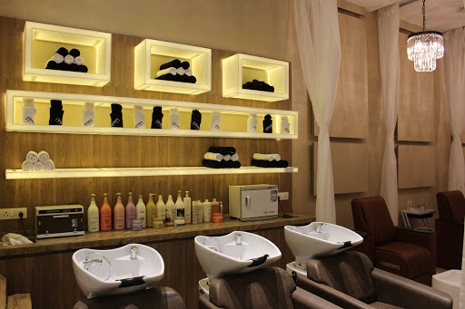 Looks Salon Pune Active Life | Salon