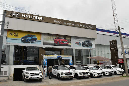 Lotus Hyundai Automotive | Show Room