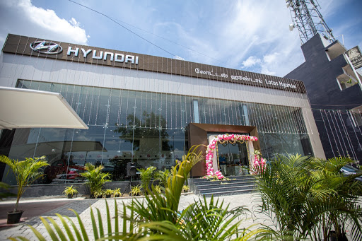 Lotus Hyundai Automotive | Show Room
