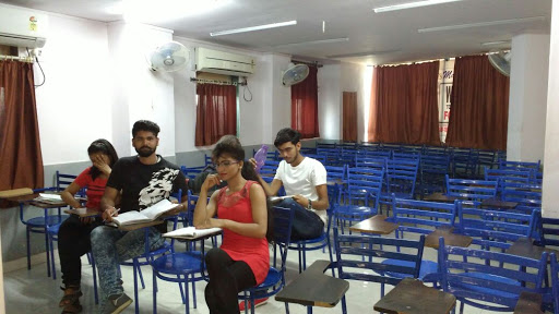Mahendra Education Private Limited Education | Coaching Institute