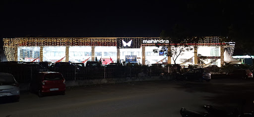 Mahindra Aditya Motors Automotive | Show Room