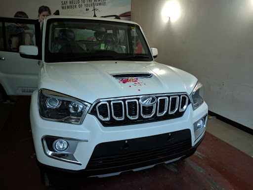 Mahindra Atmaram Auto Enterprises Automotive | Show Room