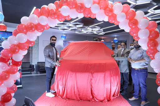 Mahindra Automotive Showroom Automotive | Show Room