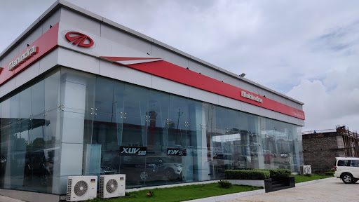 Mahindra B. Mangatram & Co. Automotive | Show Room