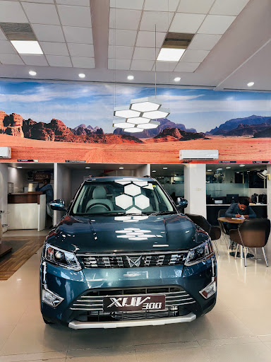 Mahindra Bhagawati Elite Motors - SUV Showroom Automotive | Show Room