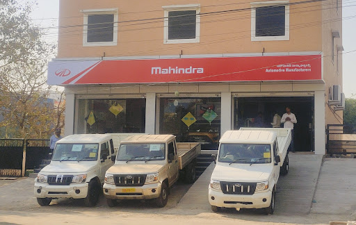 MAHINDRA COMMERCIAL SHOWROOM Automotive | Show Room