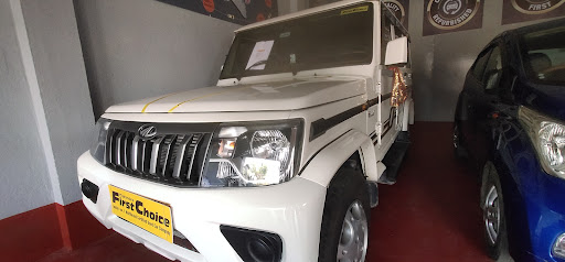 Mahindra First Choice (Parakh Automobiles) Automotive | Show Room