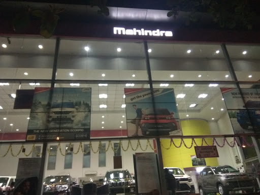 Mahindra First Choice Wheels Limited Automotive | Show Room
