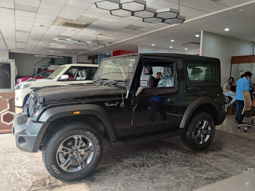 Mahindra First Choice Wheels Limited Automotive | Show Room