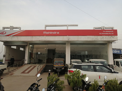 Mahindra K. S. Automobiles - SUV Automotive | Show Room