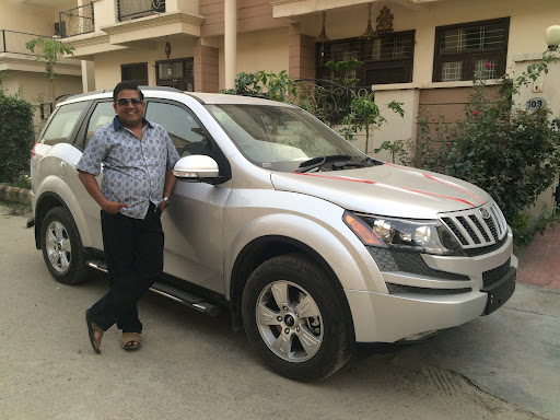 Mahindra Kumar Autowheels - SUV Automotive | Show Room