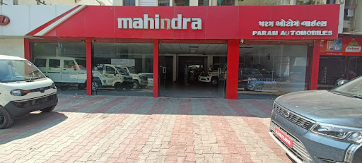 Mahindra Param Automobiles - SUV Automotive | Show Room