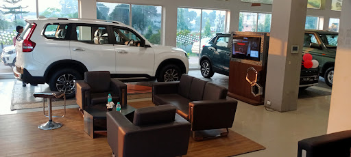 Mahindra S N Motors Service Automotive | Show Room