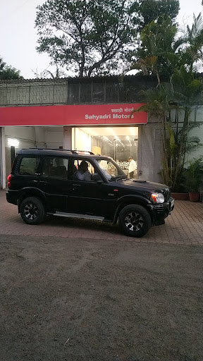 MAHINDRA Sahyadri Motors (Swargate) Automotive | Show Room