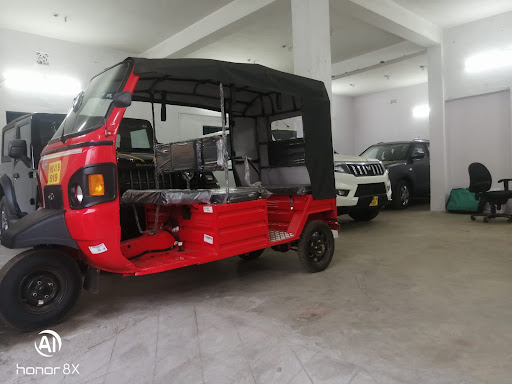 Mahindra Saluja Auto Retails Pvt Ltd Automotive | Show Room