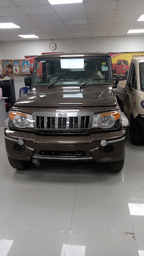 Mahindra Showroom Yeshwanthpur Commercial Automotive | Show Room
