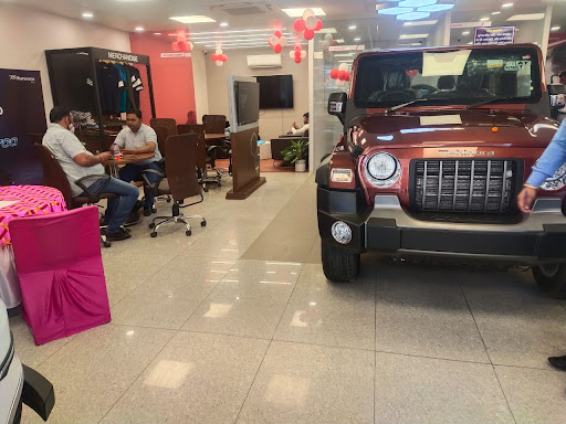 Mahindra Shuban Sai Automotive | Show Room