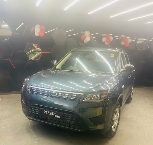 Mahindra Shuban Sai - SUV Showroom Automotive | Show Room