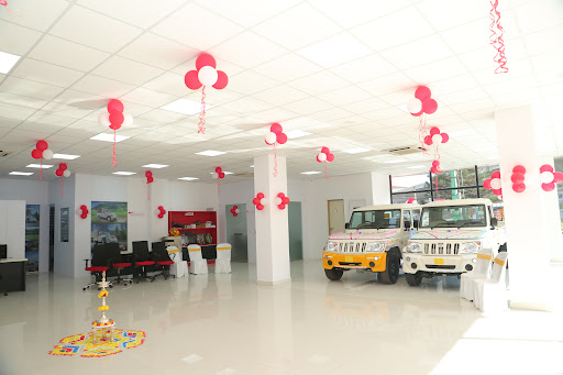 Mahindra Siddhanth Motors Automotive | Show Room