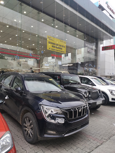 Mahindra Sireesh Auto Automotive | Show Room