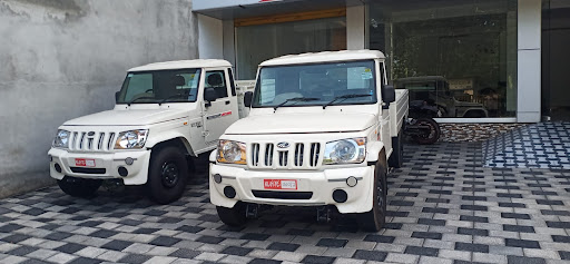 Mahindra Sleeba and Sons Automotive Automotive | Show Room