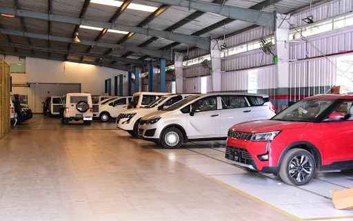 Mahindra Sleeba & Sons Automotive Automotive | Show Room