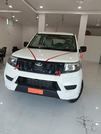 Mahindra Somya Vehicles Automotive | Show Room