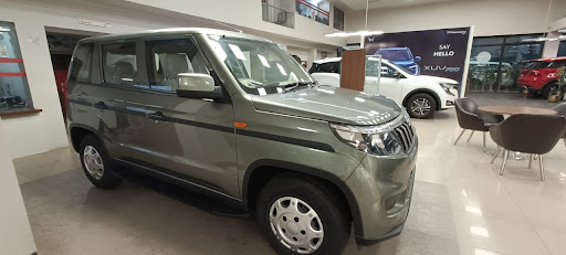 Mahindra Star Automobiles - SUV & Commercial Showroom Automotive | Show Room
