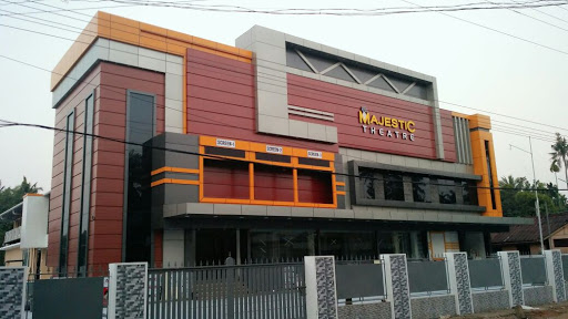 Majestic Multiplex Entertainment | Movie Theater