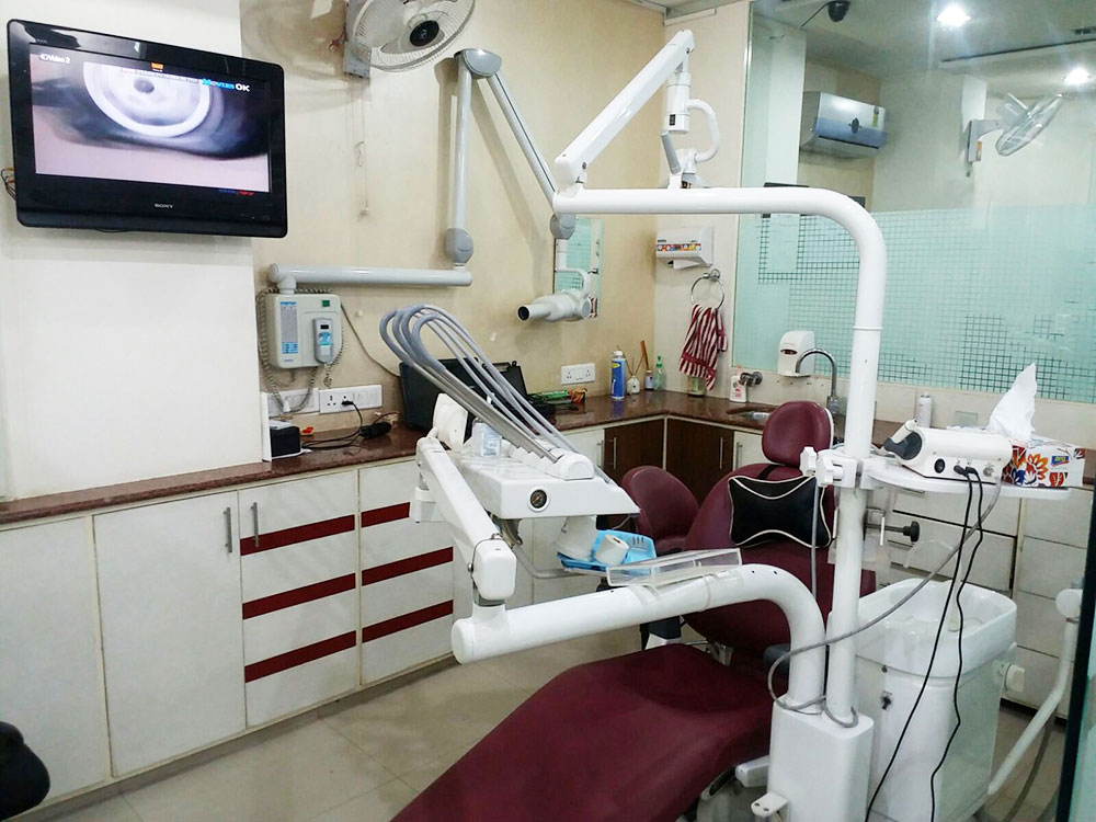 Malhotra Dental Clinic Medical Services | Dentists