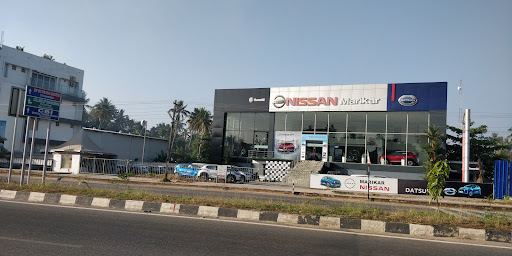 MARIKAR NISSAN Automotive | Show Room