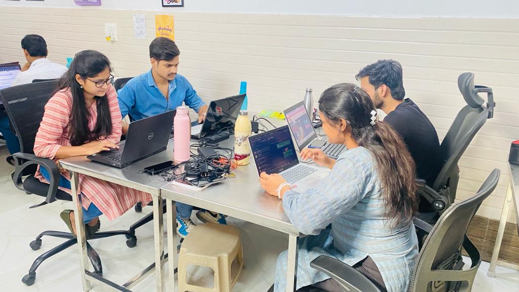 Marketute - Digital Marketing Training Institute in Agra Education | Coaching Institute