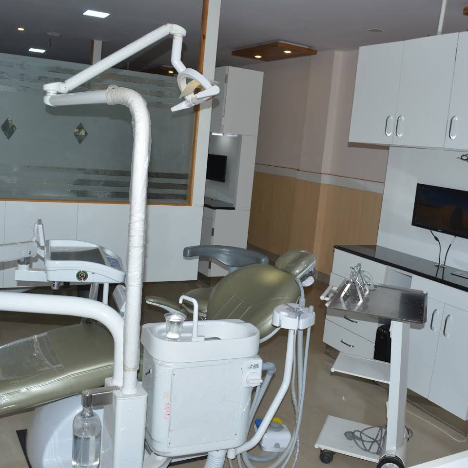 Maruthi Superspeciality Dental Clinic Medical Services | Dentists