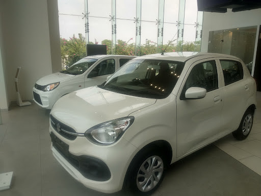 Maruti Suzuki ARENA (Auric Motors) Automotive | Show Room