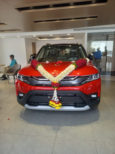 Maruti Suzuki ARENA (Automotive Manufacturers) Automotive | Show Room