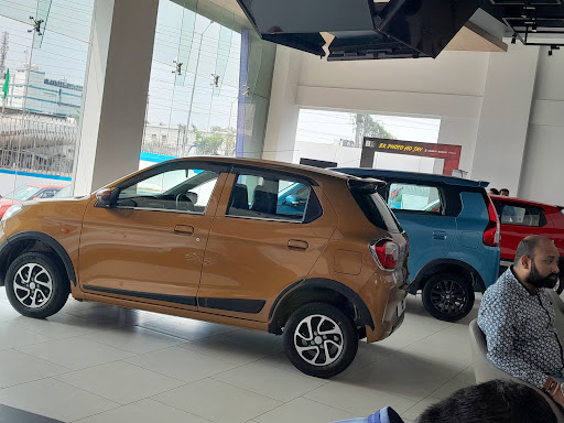 Maruti Suzuki ARENA (Bhandari Automobiles) Automotive | Show Room