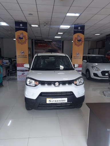 Maruti Suzuki Arena (Chavan Motors) Automotive | Show Room