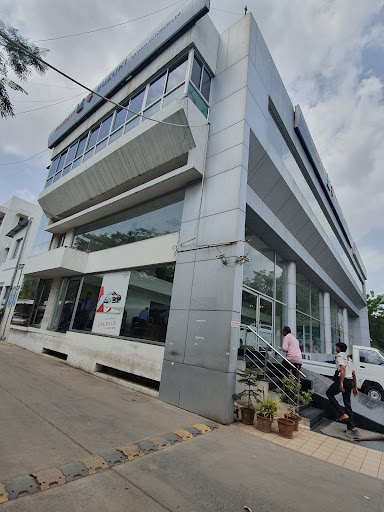 Maruti Suzuki ARENA (Kataria Automobiles) Automotive | Show Room