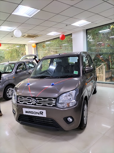 Maruti Suzuki ARENA (Magic Auto) Automotive | Show Room