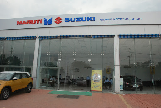 Maruti Suzuki ARENA (Rajrup Motor Junction) Automotive | Show Room