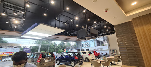 Maruti Suzuki ARENA (Sai Service) Automotive | Show Room