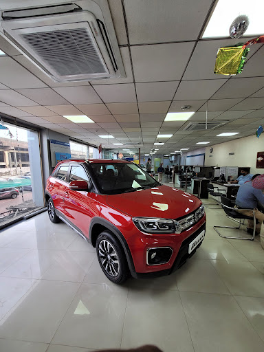 Maruti Suzuki ARENA (Sai Service) Automotive | Show Room